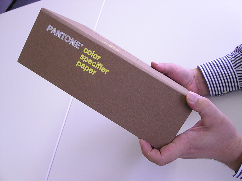 pantone_fh_specifier-005.jpg